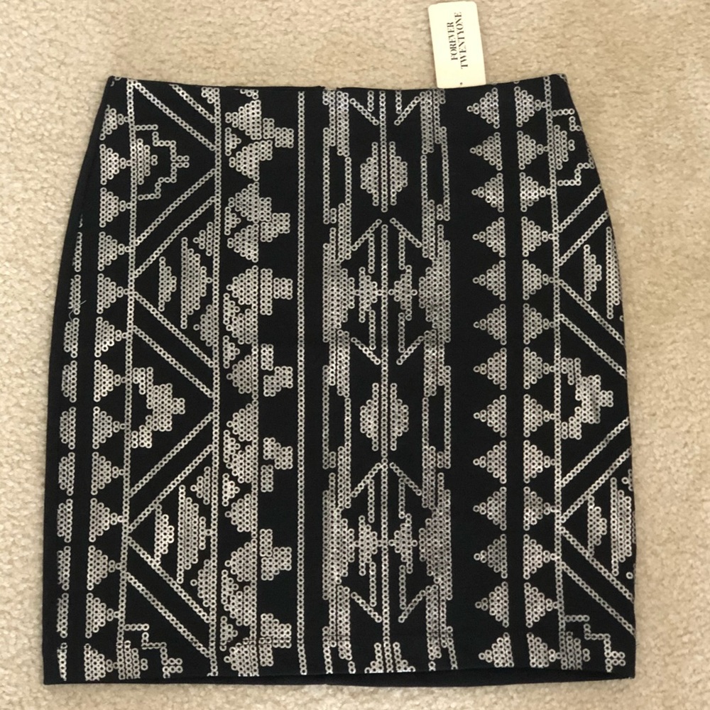 Black/Silver short skirt